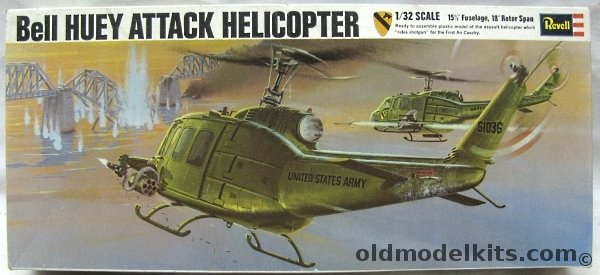 Revell 1/32 Bell Huey Attack Helicopter UH-1D, H259 plastic model kit